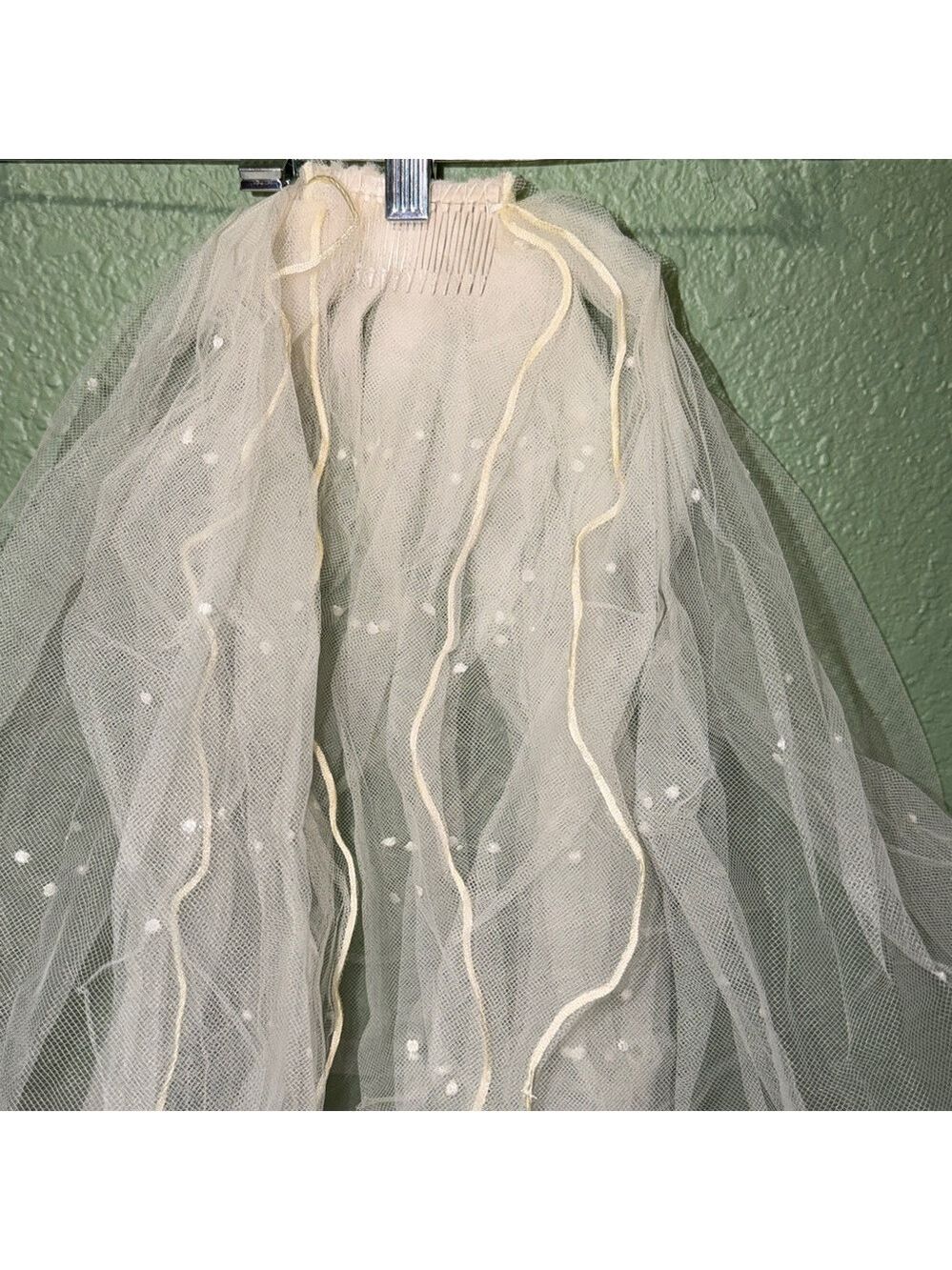 Vintage veil wedding vail possibly vintage - Picture 3 of 4